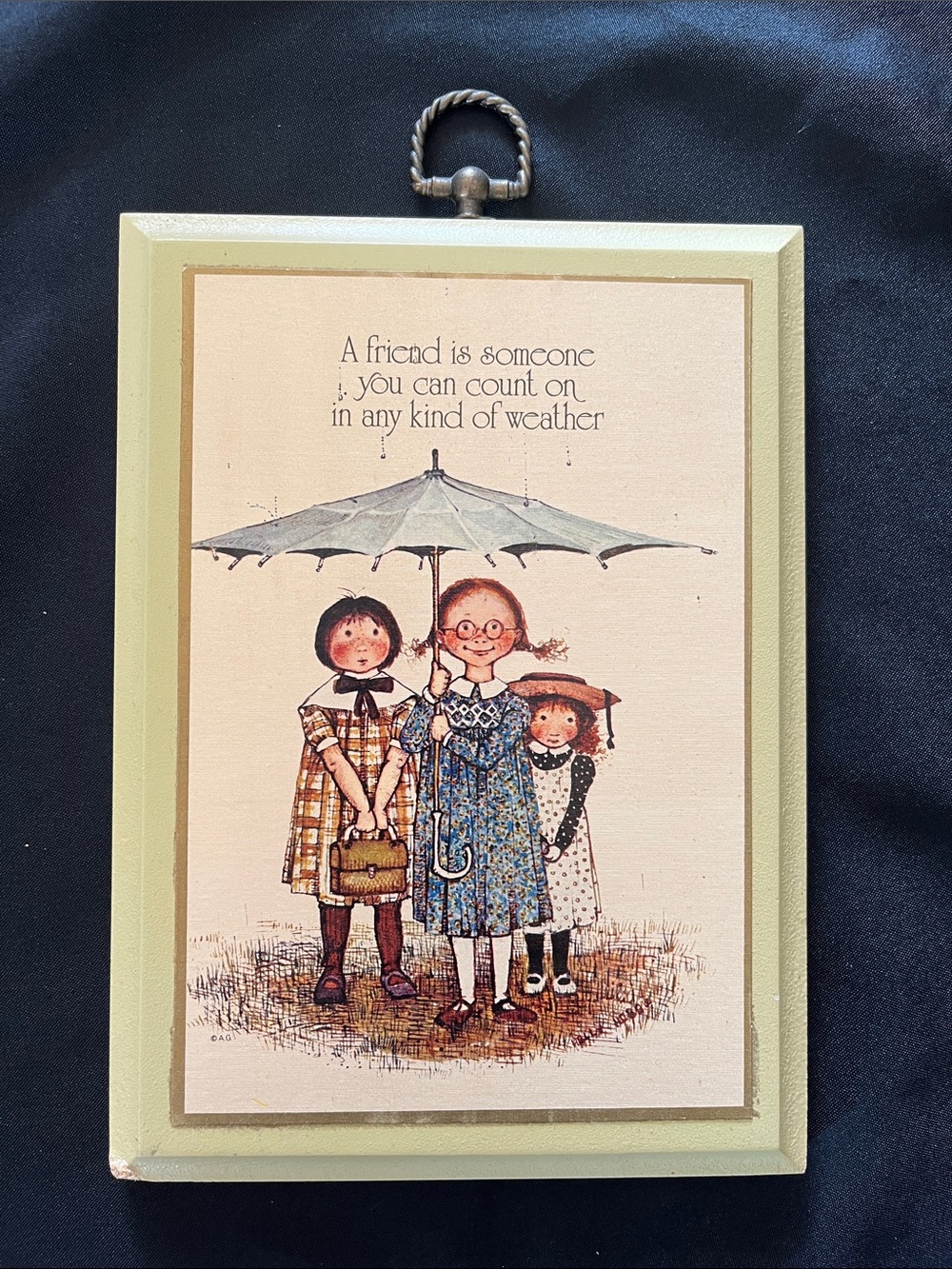 Vtg 70s Holly Hobby Art Wall Plaque ‘Friend In Any Weather’ American Greetings